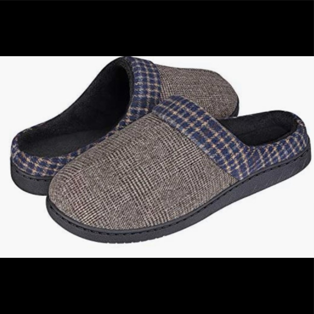 NWT Slippers Memory Foam